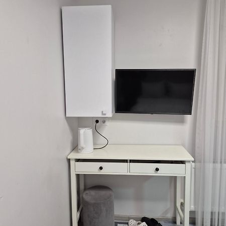 Budget Private Room Chişinău Esterno foto