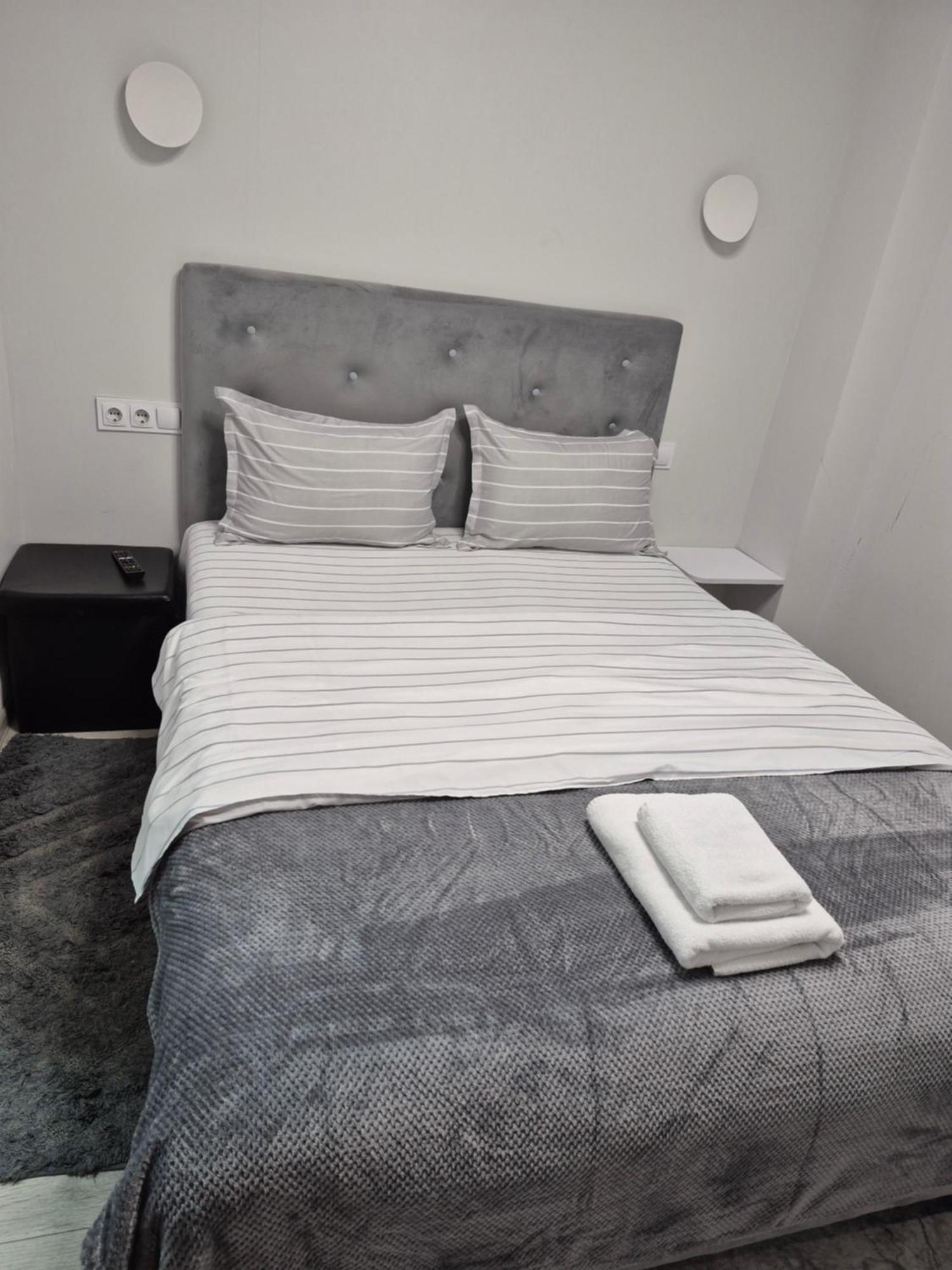 Budget Private Room Chişinău Esterno foto